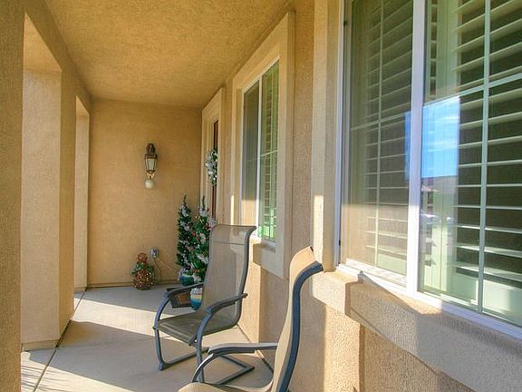 2nd image of 4107 Porch Swing Dr