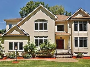 152 Harwich Rd, Newton, MA 02467