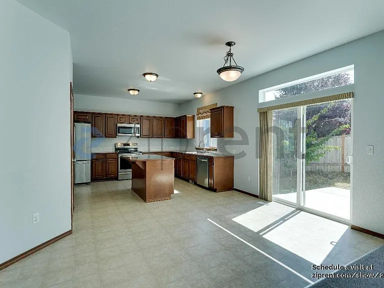 2812 67th Ct SE — Photo 11