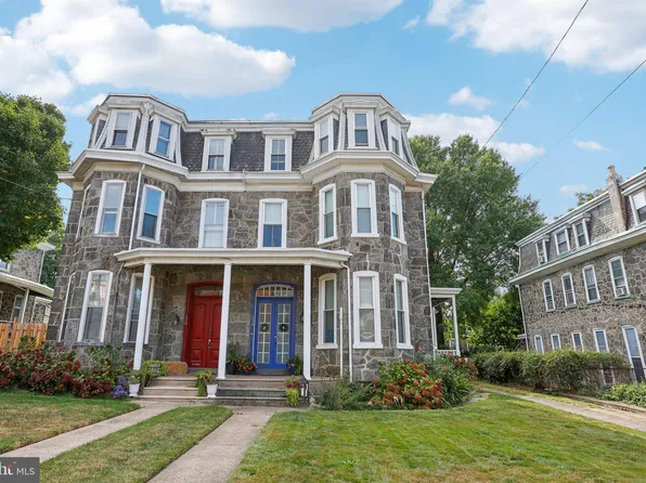134 Sumac St, Philadelphia, PA 19128