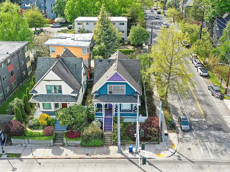 137 23rd Ave E — Photo 24