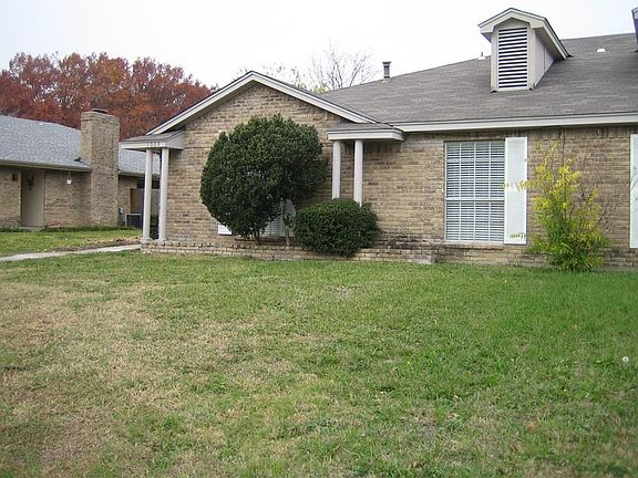 2nd image of 1005 Hunters Creek Dr