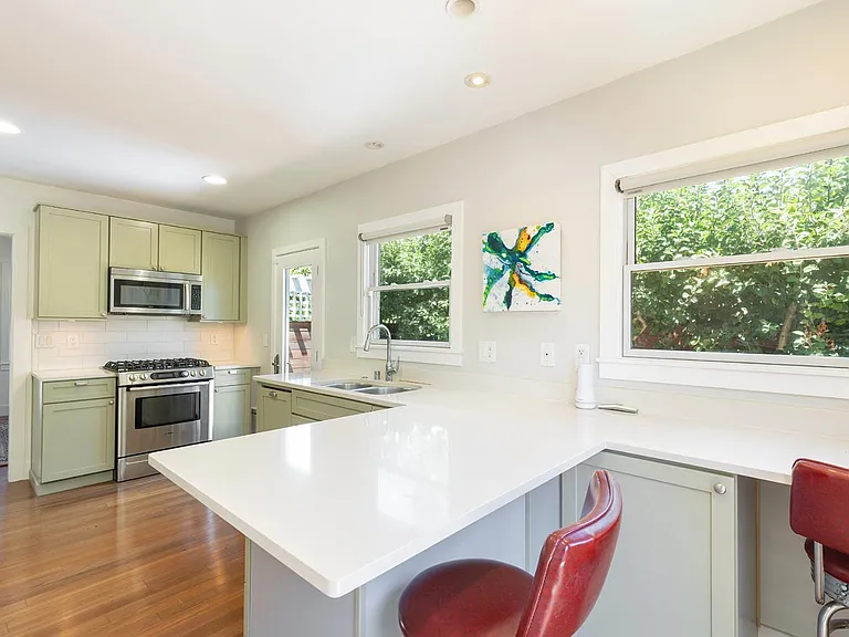 1317 C St — Photo 22