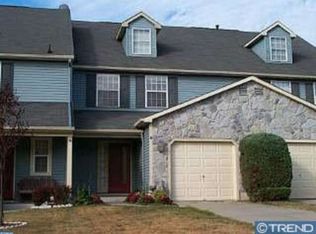 121 Lamplighter Ct, Marlton, NJ 08053