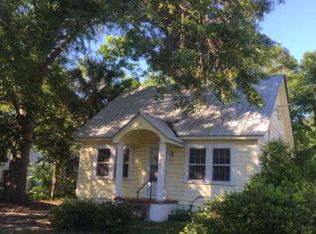 831 E Cottonwood Rd, Dothan, AL 36301