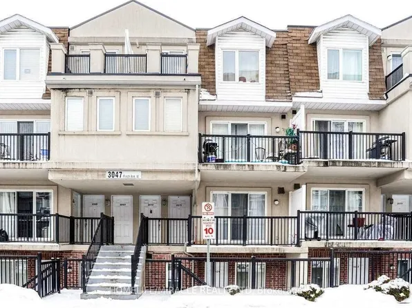 3047 Finch Ave W #1024, Toronto, ON M9M 0A5