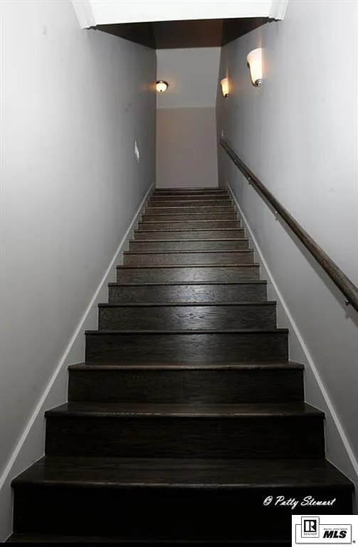2 bed, 2.5 bath, 1500 sqft, $1,600 — Photo 3