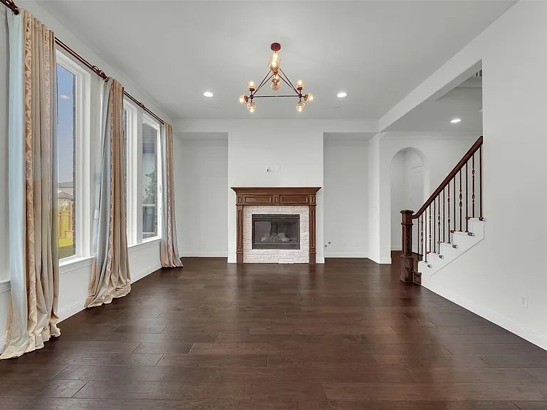 3481 Starling Dr — Photo 10