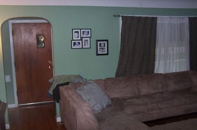 2nd image of 642 S Wheeling St