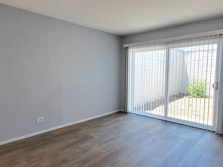 33225 Lake Champlain Ct — Photo 14
