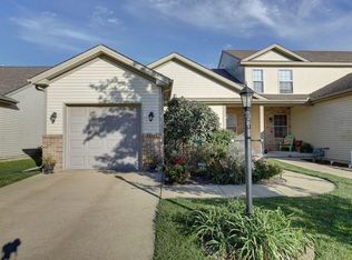 1416 Bluegrass Ln, Champaign, IL