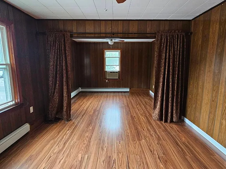 4 Clarissa St #2 — Photo 6