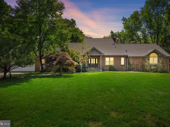 9 Walnut Ridge Rd, Wilmington, DE 19807