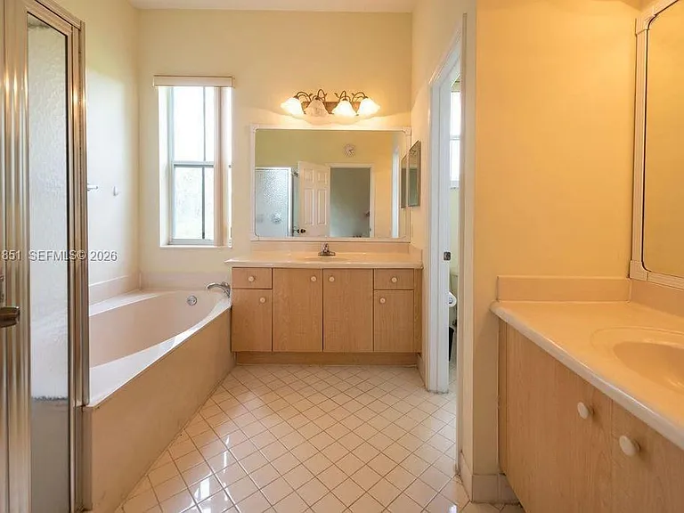 1006 Sunflower Cir — Photo 9