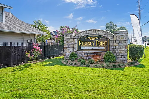 Regency Point Luxury Apartments Photo 1