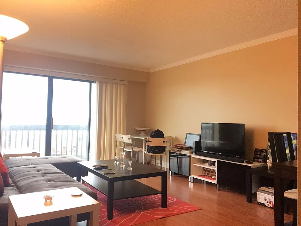 15 N Beacon St #503M