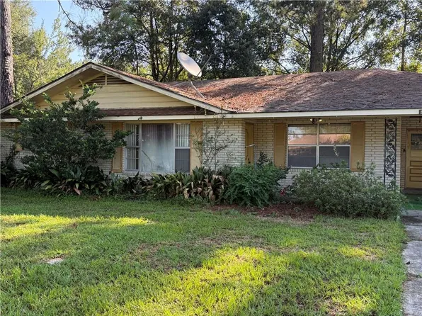 45458 Puma Dr, Hammond, LA 70401