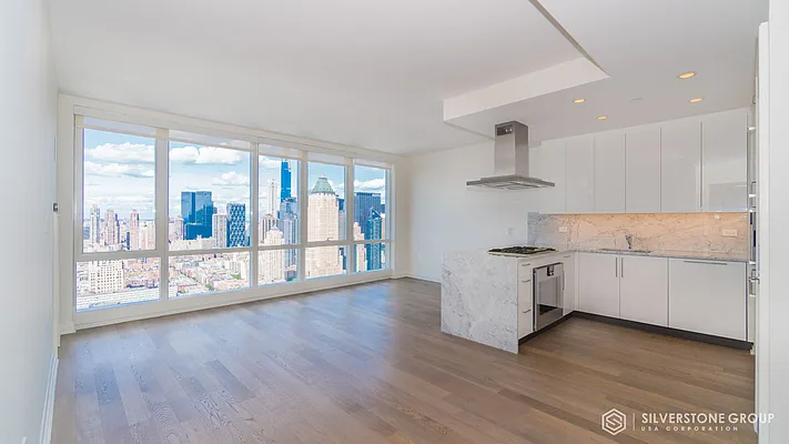 Rented by Silverstone Group USA Corp. | media 56