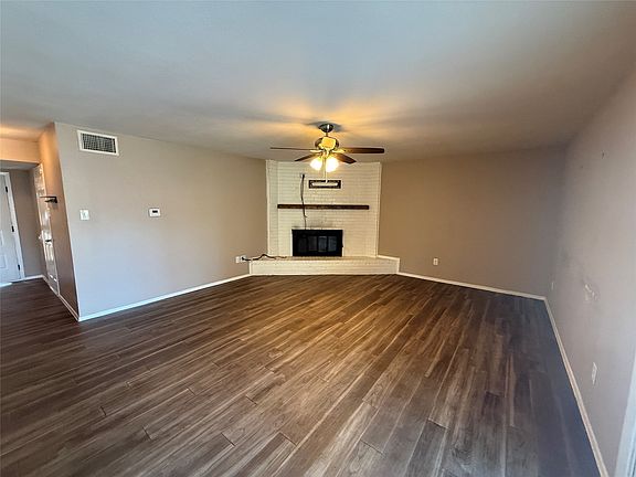 5th image of 355 Ridgecrest Dr