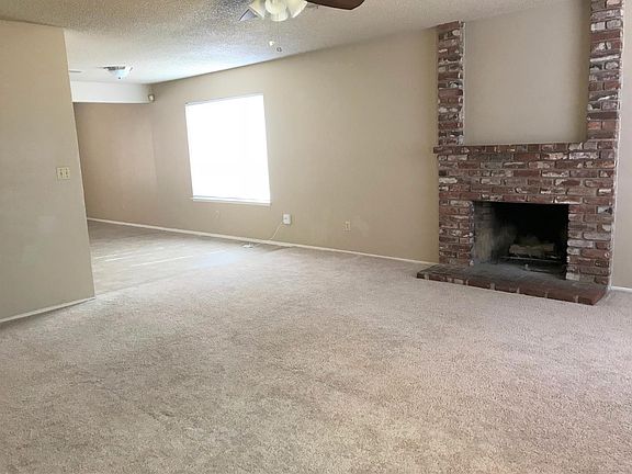 4th image of 4708 W Paradise Ave