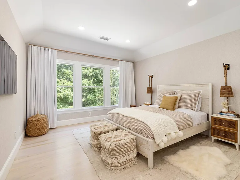 Catalpa Pl — Photo 22