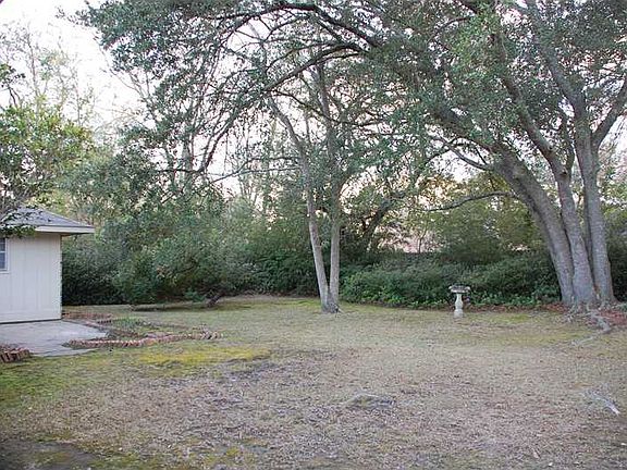 2nd image of 138 Kingston Dr