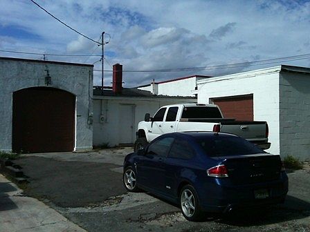 2nd image of 1401 N Main St