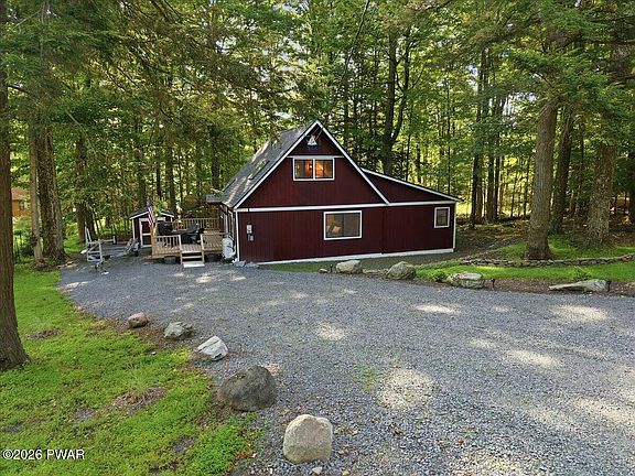 3rd image of 1216 Commanche Cir