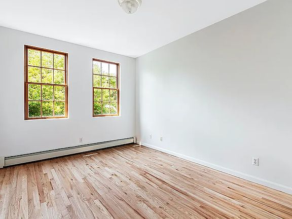2nd image of 332 Plymouth St #1