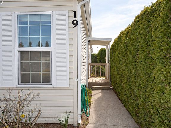 2nd image of 16500 SE 1st St Unit 19