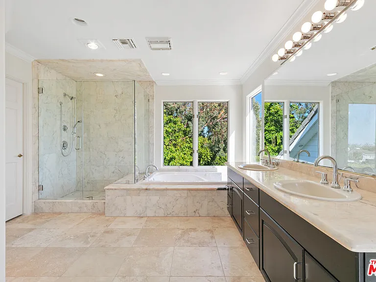 5958 Busch Dr — Photo 21