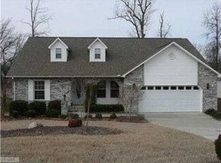 604 Powell Way, Archdale, NC 27263