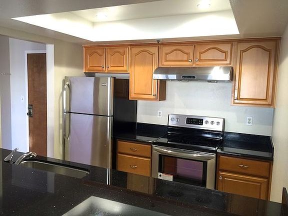 4th image of 410 Sheridan Ave APT 333