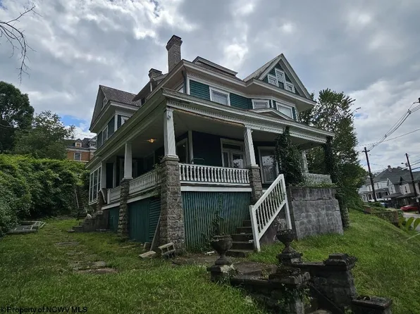 439 S Chestnut St, Clarksburg, WV 26301