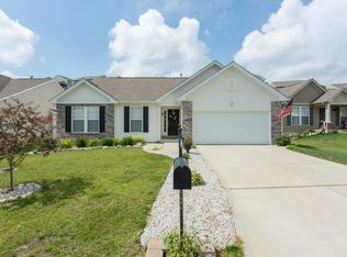 2326 Windsor Castle Dr, Imperial, MO 63052