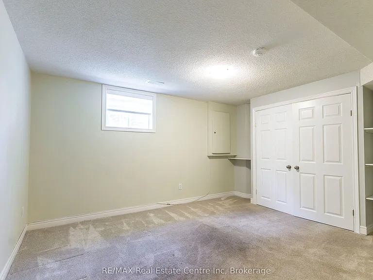 79 Woodland Glen Dr — Photo 14