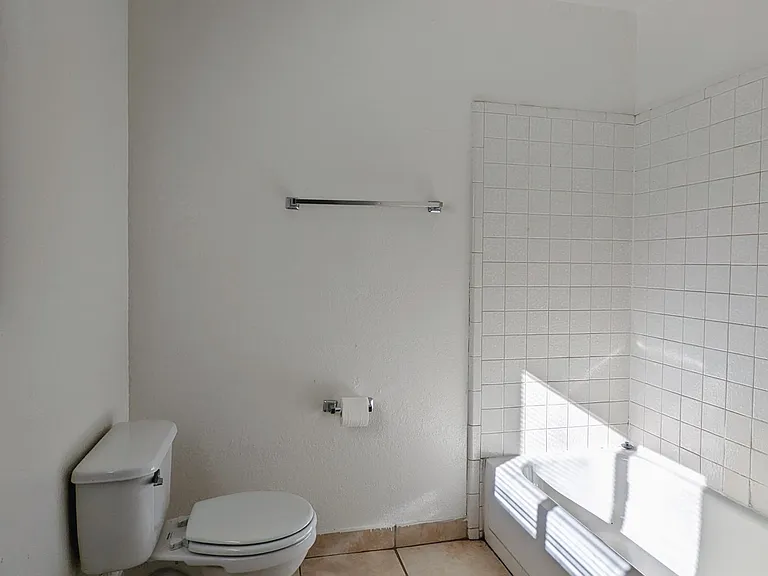 455 Sellers Pl — Photo 12