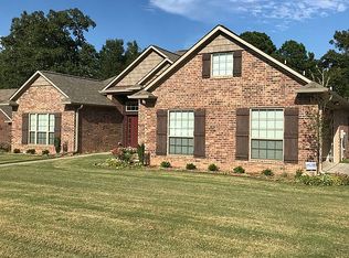 6511 Timbercreek Dr, Texarkana, AR 71854
