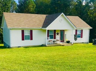 250 Kristen Dr, Lafayette, TN 37083