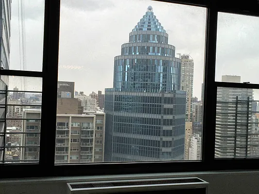 Rented by Keller Williams NYC | media 26