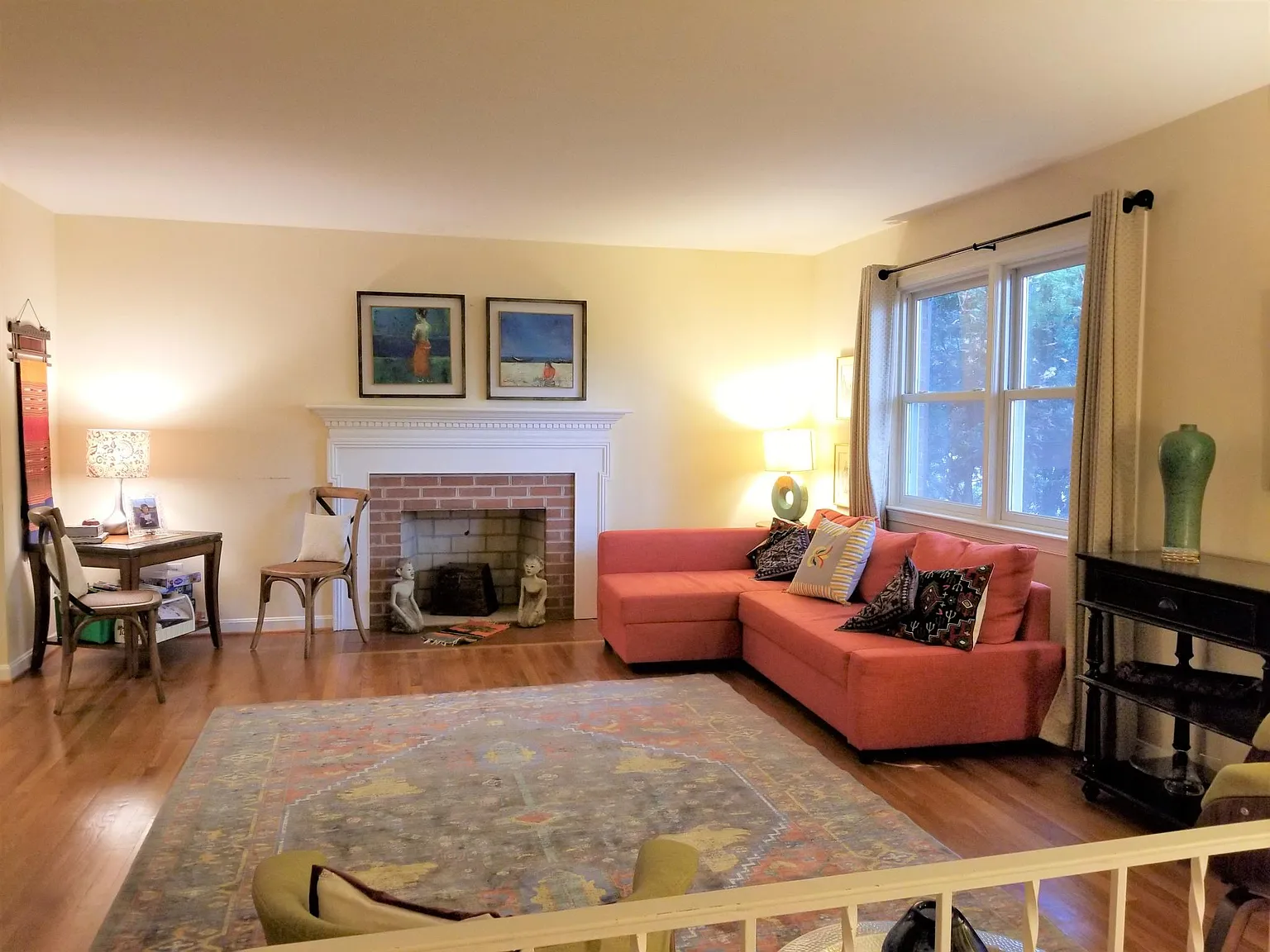 4 bed, 2500 sqft, $4,200 — Photo 2