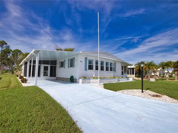 911 Iglesia Dr, North Port, FL 34287