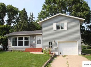 306 W Elmore St, Manly, IA 50456