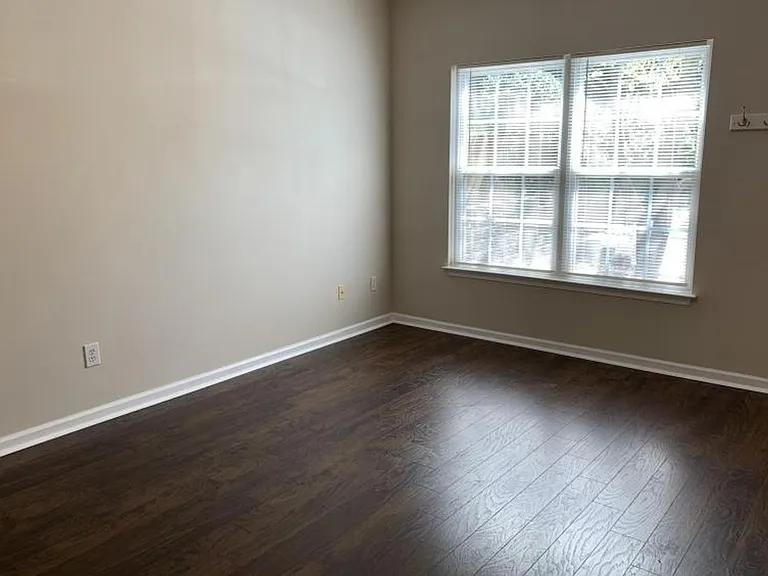 300 McConville Rd #35 — Photo 7