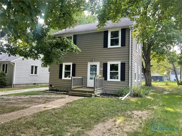 128 Barder Pkwy, Bryan, OH 43506