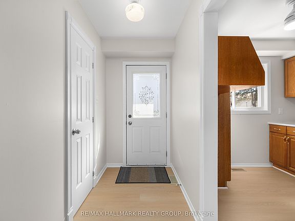 4th image of 1A Forester Cres