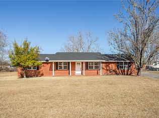 2820 Edgewood Rd, Waycross, GA 31503