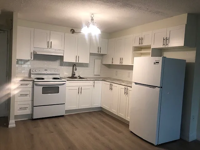170 Lees Ave — Photo 27