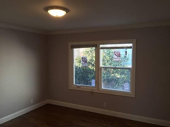 4th image of 371 Citrus Ave