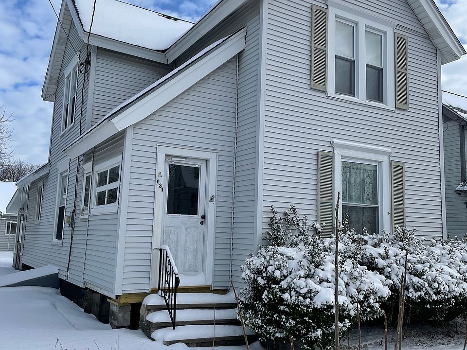 1st image of 121 Charles Ave